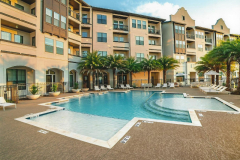 commercial-classic-texture-pool-deck-Sundek-Austin-Tx