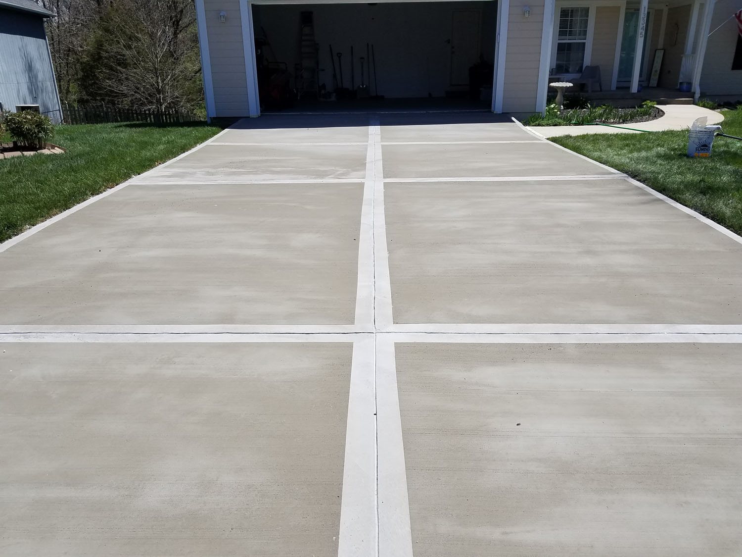 driveway in Austin, Tx