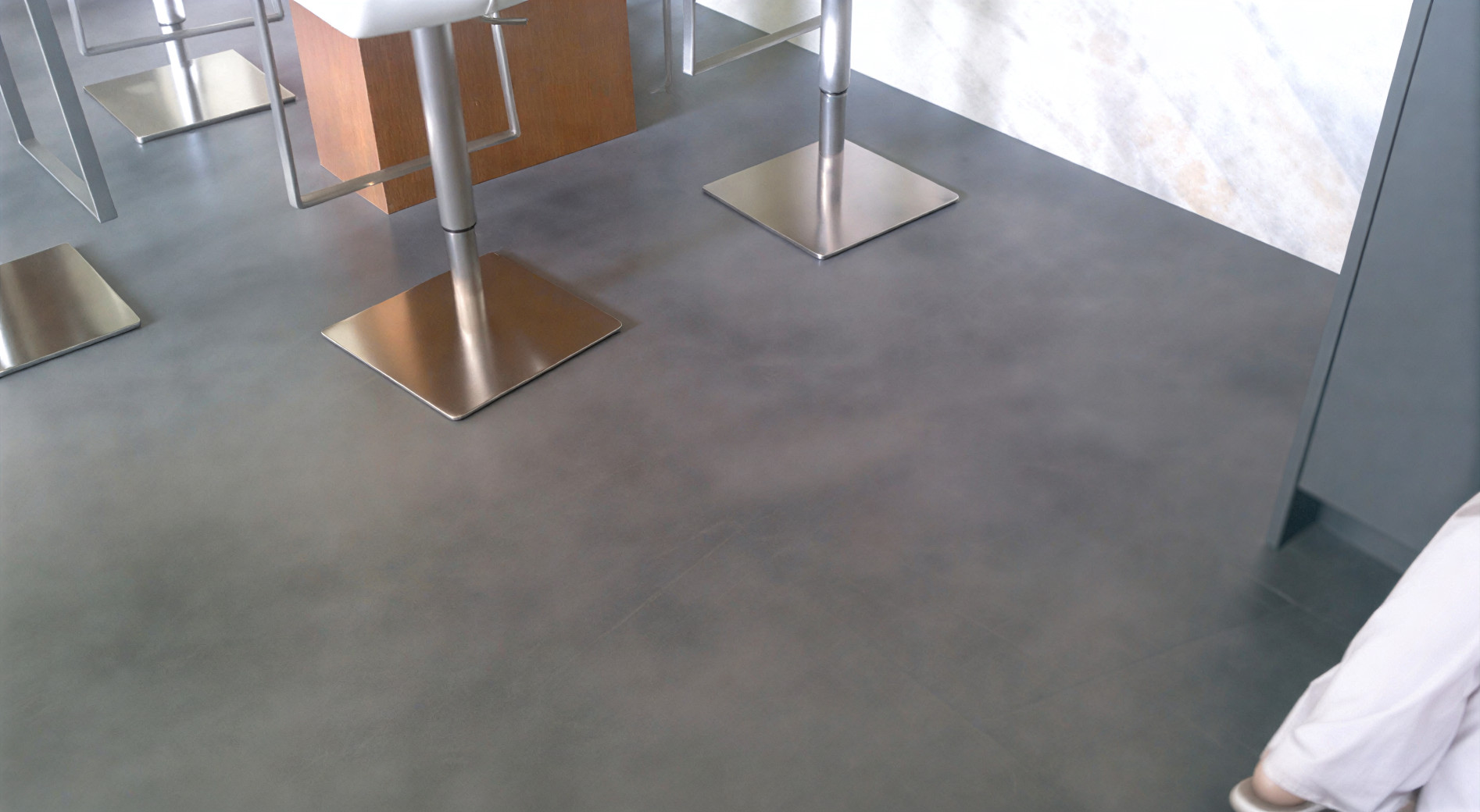 commercial concrete flooring in epoxy in Austin, TX