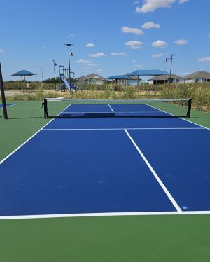 pickleball court coating