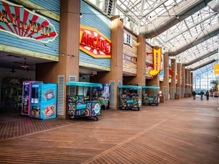 mall interior woodplank flooring in Austin Texas
