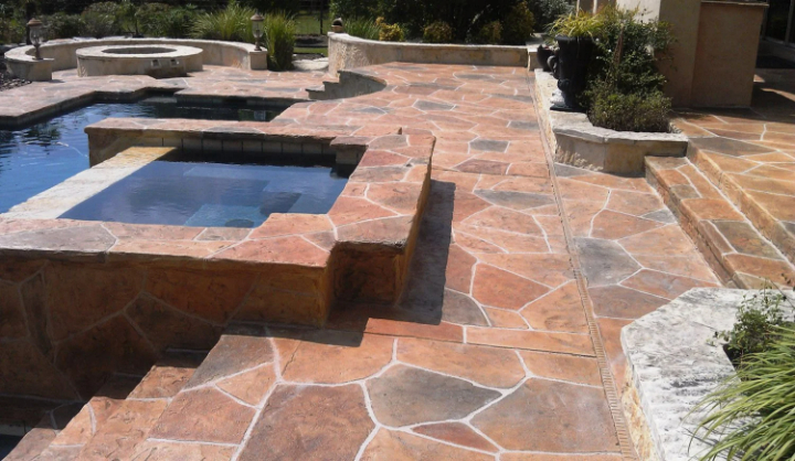 limestone concrete pool deck in Austin, Tx
