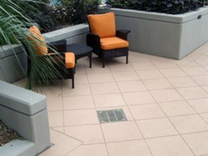 slip-resistant concrete patio in Austin, TX