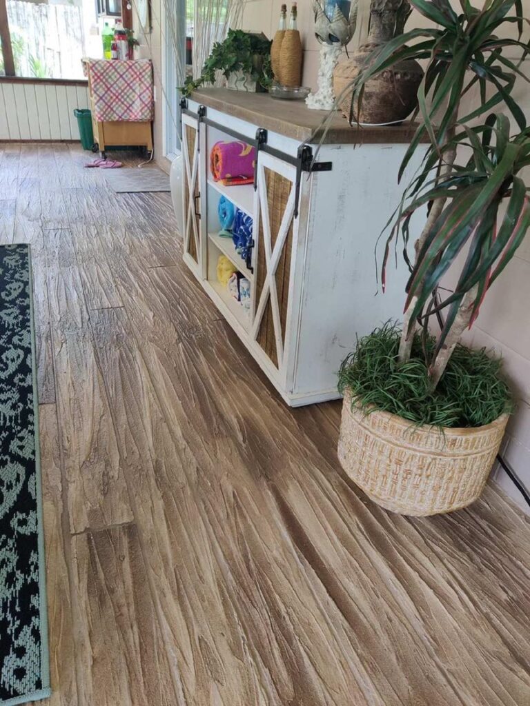 Tuscan woodplank in Austin, Tx